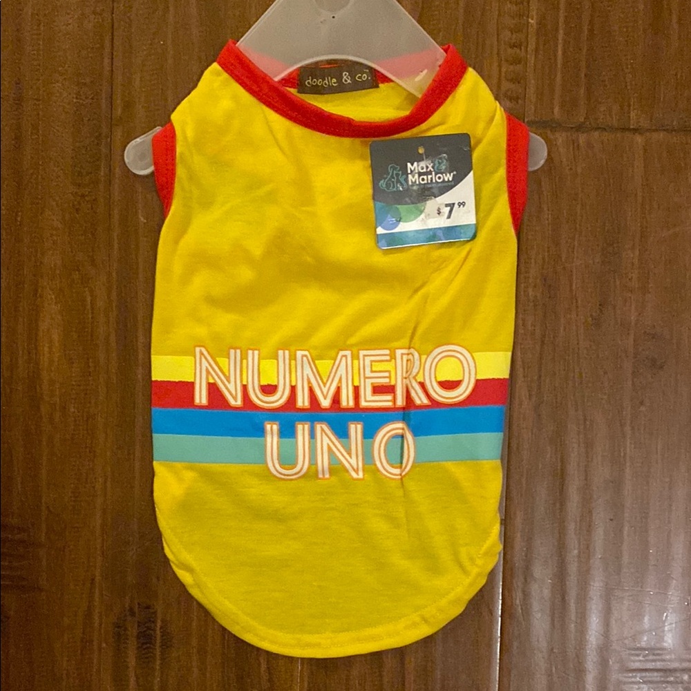 NWT Yellow Dog Shirt with Red Trim “Numero Uno” by doodle & co. Sz M